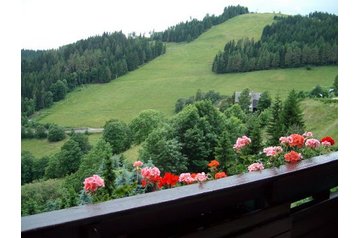 Avstrija Privát Sankt Urban, Eksterier